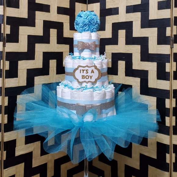 its a boy diaper cake